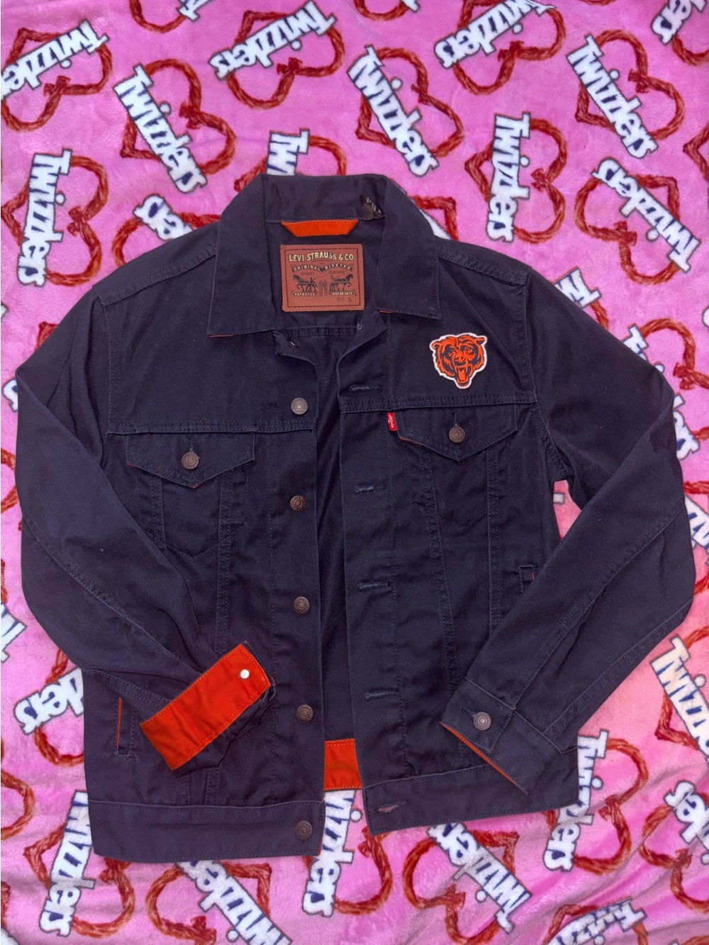 Levi’s 🐻 Vintage Chicago Bears NFL Twill Trucker Jacket 🏈🧡